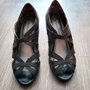 Aerosoles strappy heels sz 5M
